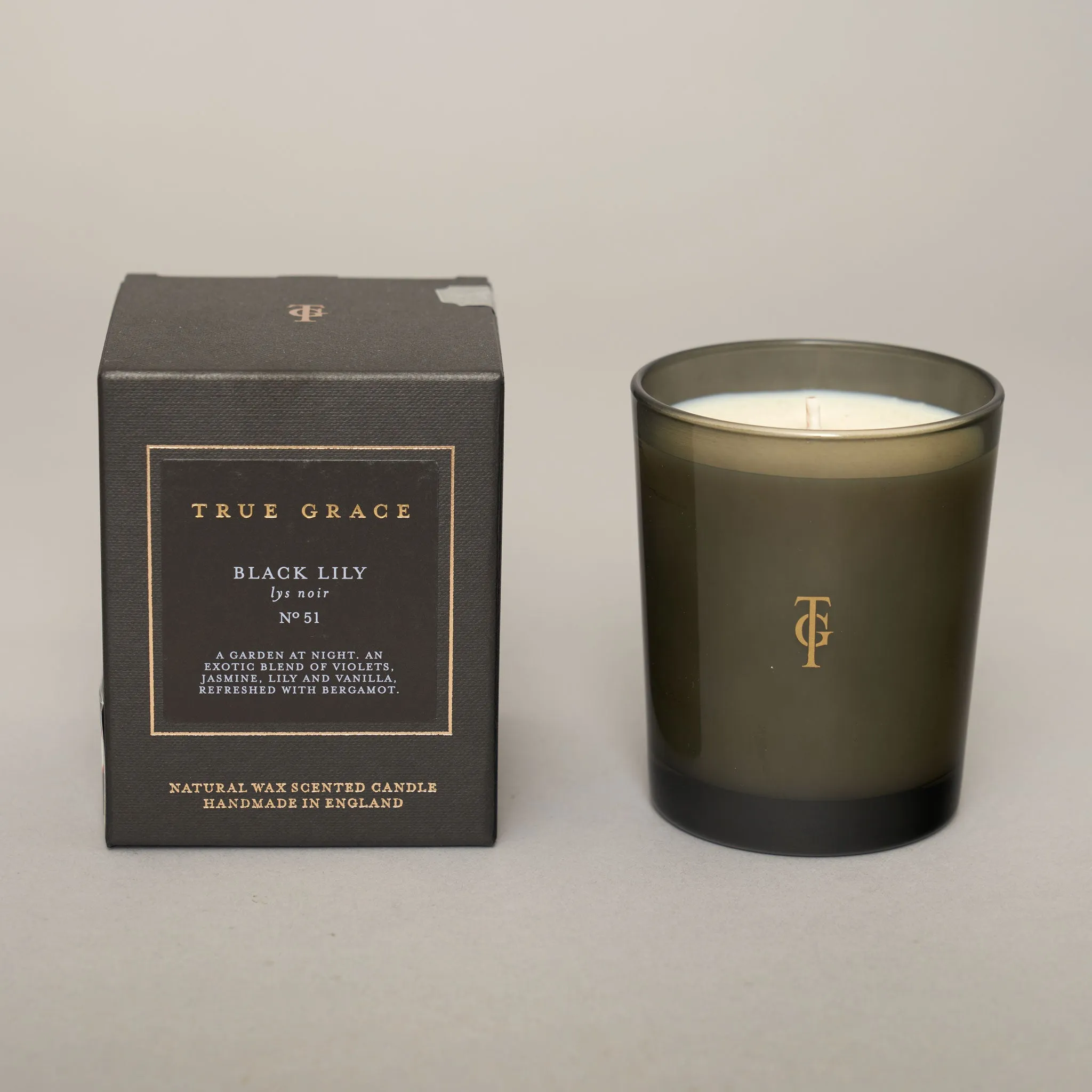 Black Lily Classic Candle