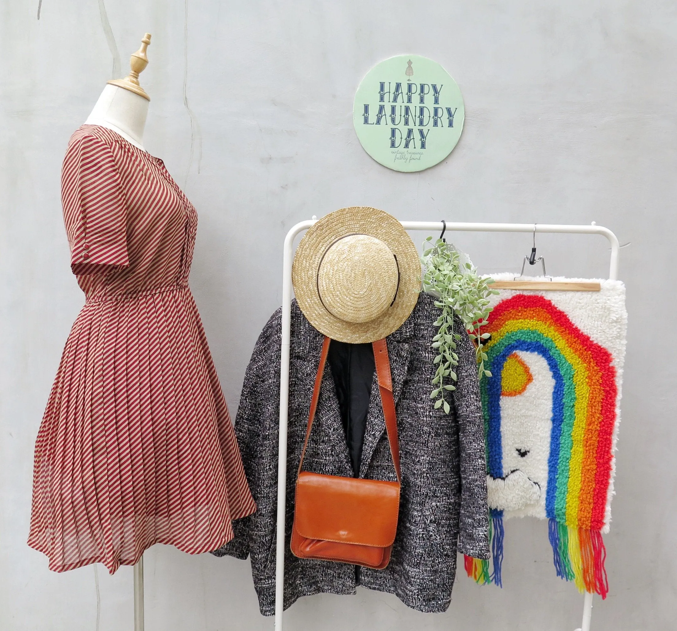 Christmas Cranberry | Vintage 1950s 1960s Candy cane stripes Day dress
