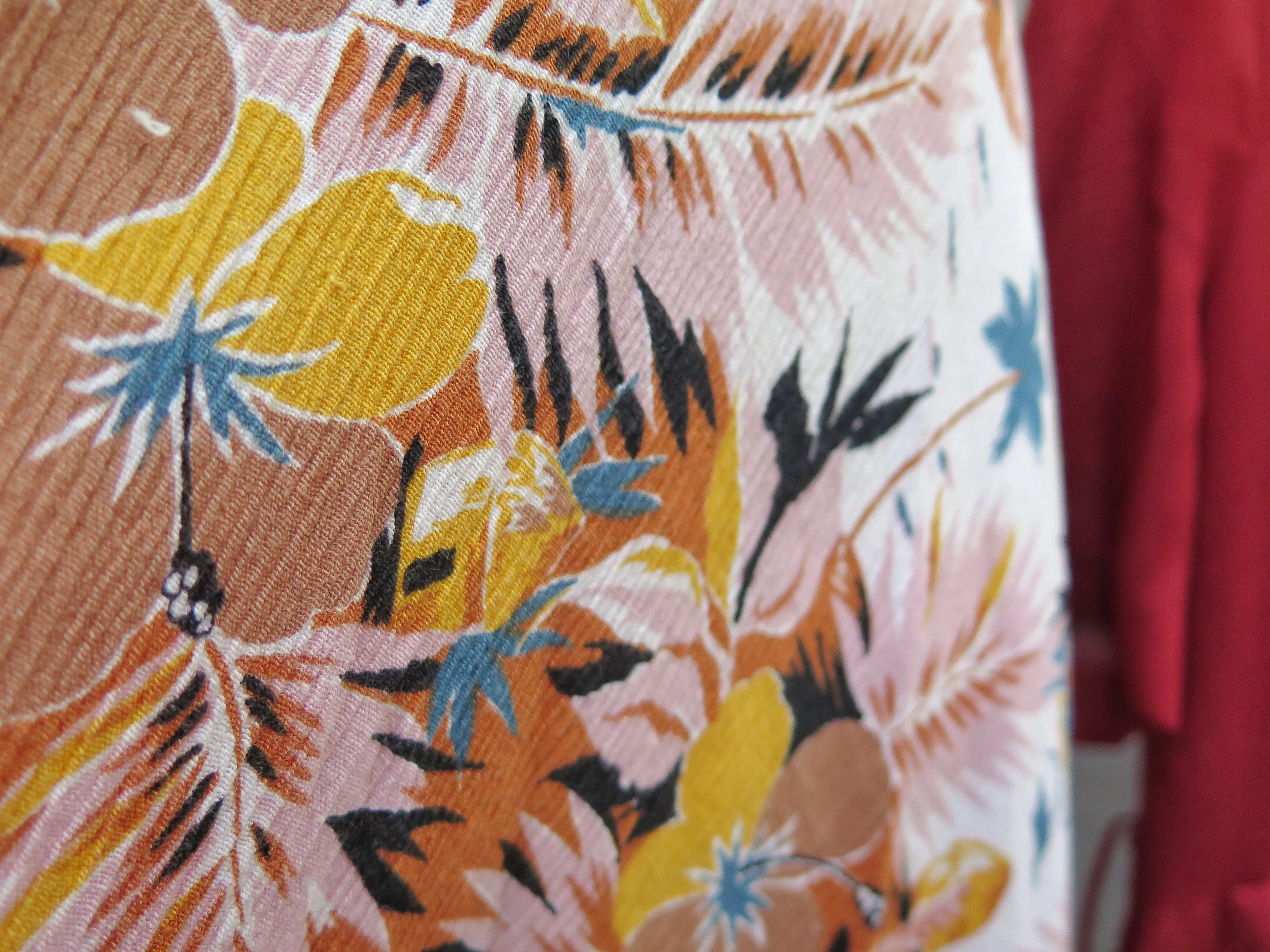 Fairy Lights | Vintage 1960s 1970s Pink base floral tropical print crinkle cotton dress