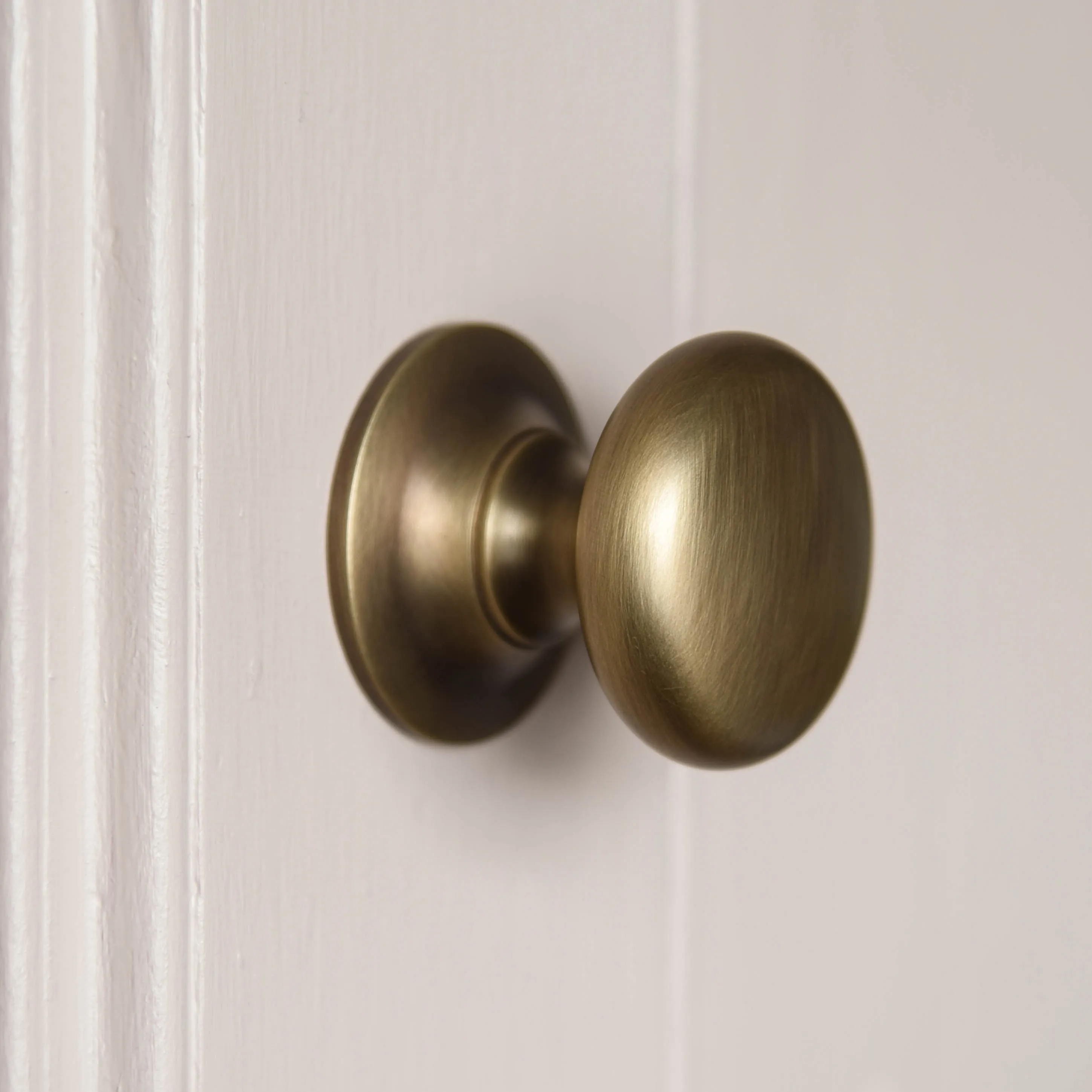 Light Antique Brass Cabinet Knob