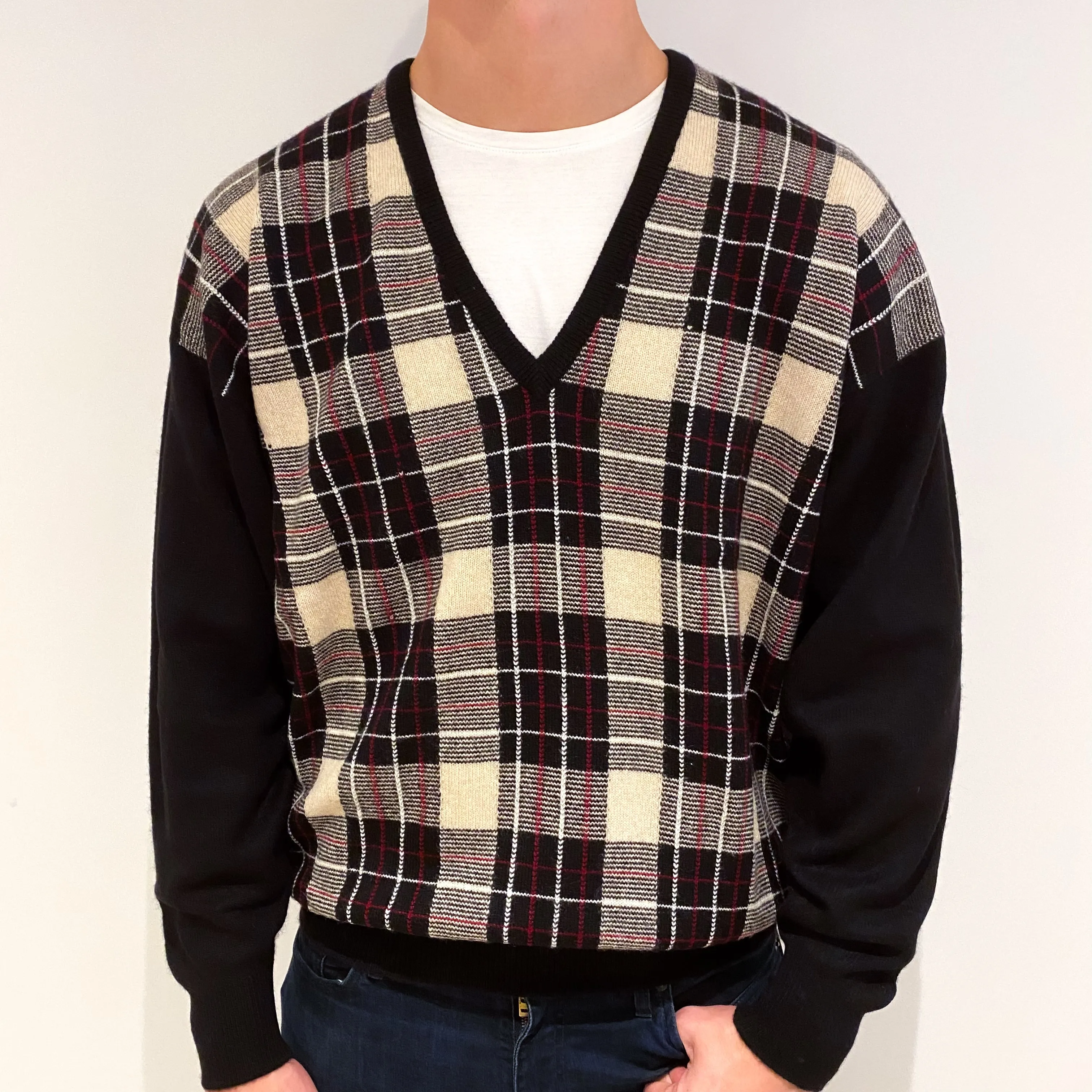 Men's Vintage Scottish Black Checked Cashmere V-Neck Jumper XXL