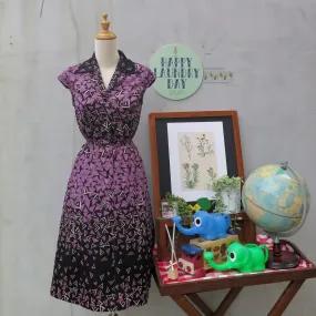 Purple Rain | Vintage 1970s Triangle geometric print Cap sleeves Day Dress