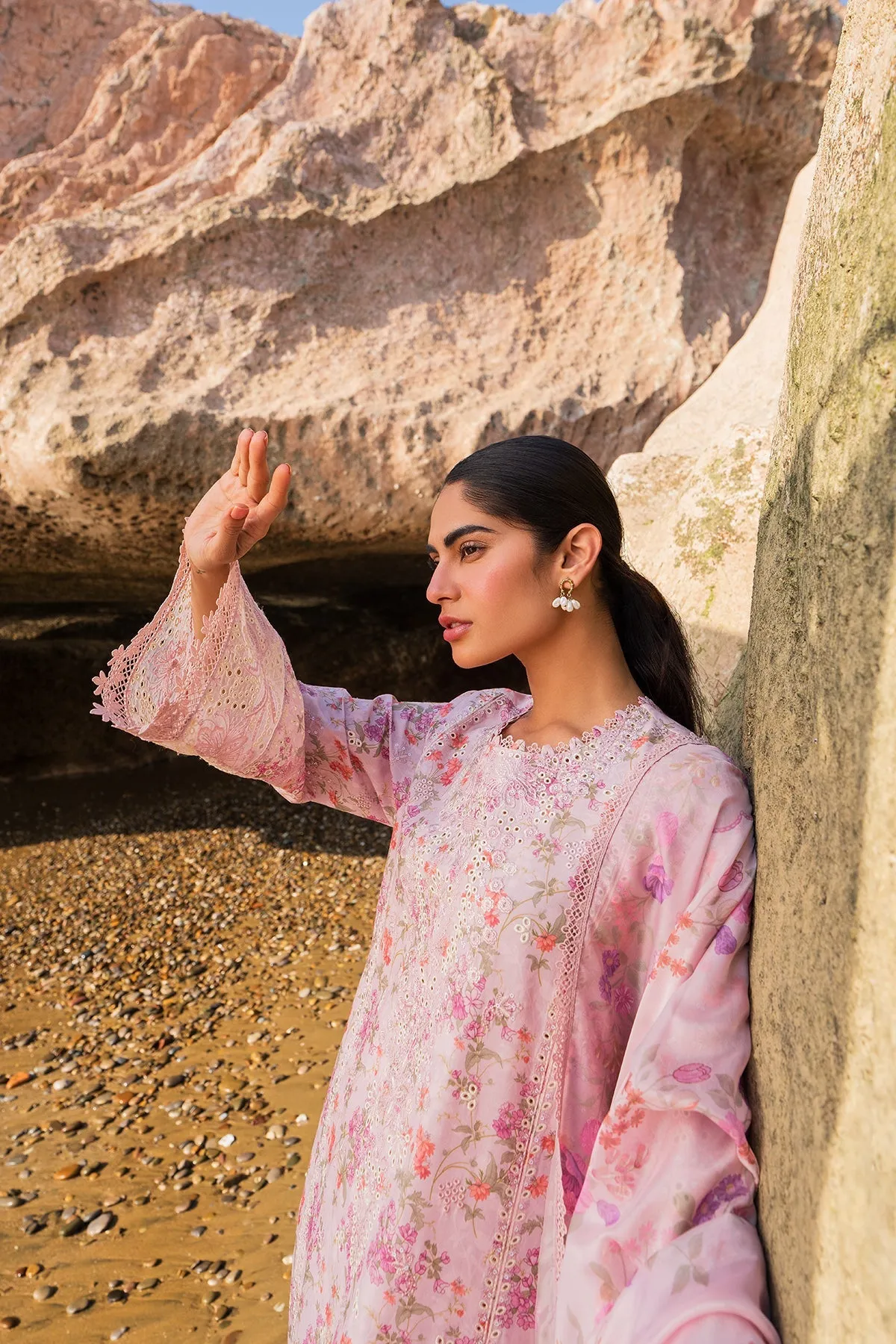 Zar I Endless Summer Luxury Lawn I Afrozeh