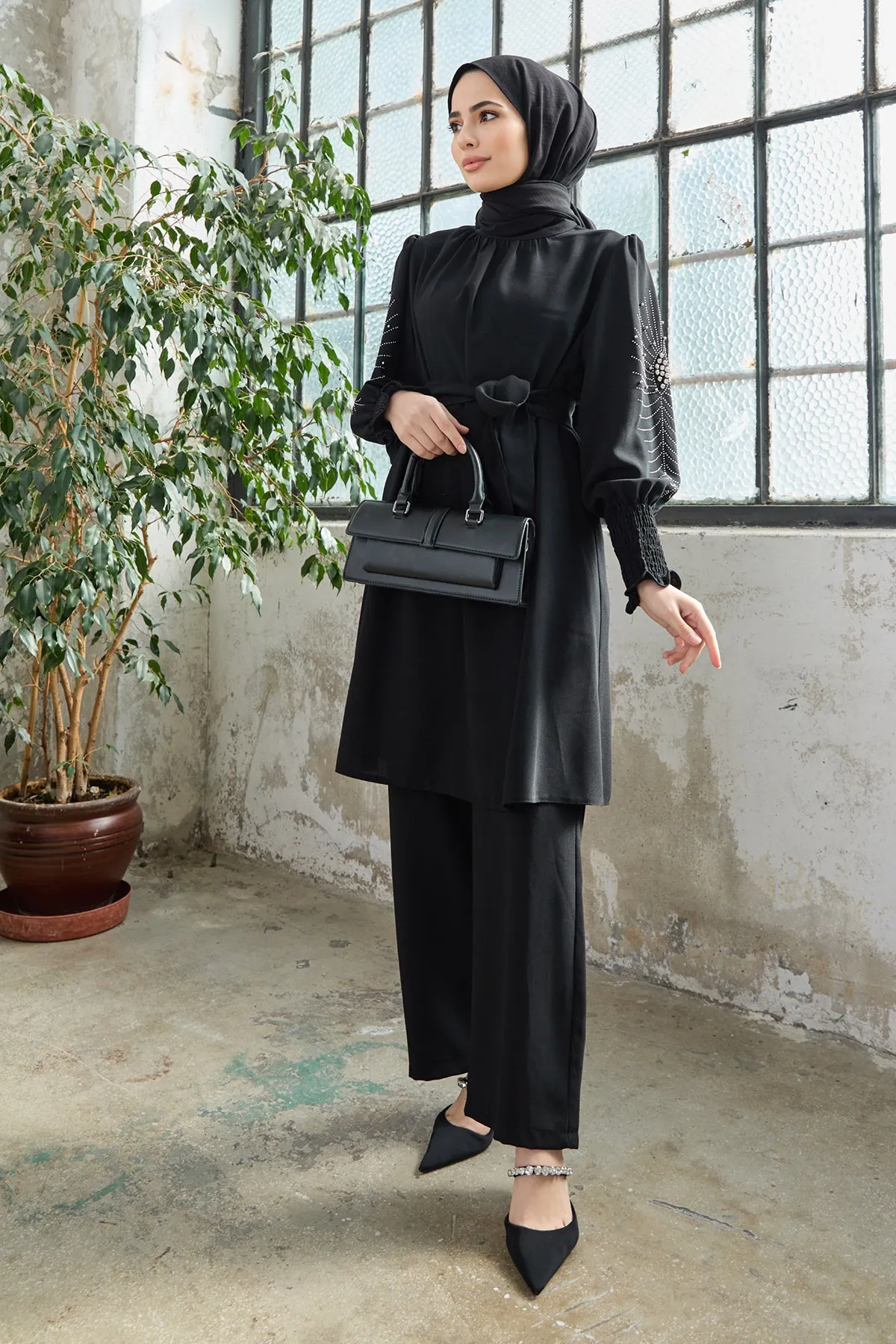 ZRF Women Stone-Embroidered Sleeve Set - Black - Evansville